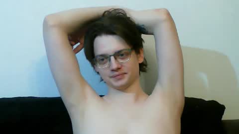 Snapshot of francisgray chatting on February 2026 07:12:01 PM Frank online show from February 2026 07:12:01 PM