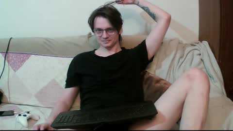 Snapshot of francisgray chatting on March 2026 02:04:02 AM Frank online show from March 2026 02:04:02 AM