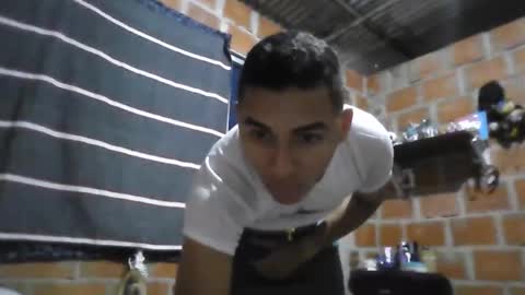 Snapshot of francog174776 chatting on April 2026 12:32:01 PM francog174776 online show from April 2026 12:32:01 PM