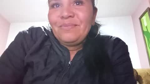 Snapshot of francy_froz chatting on October 2025 02:52:01 AM francy froz online show from October 2025 02:52:01 AM