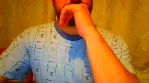 Snapshot of frank84848 chatting on September 2025 08:02:02 PM Frank online show from September 2025 08:02:02 PM