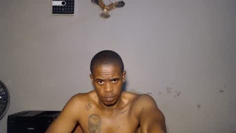 Snapshot of frank_hussle chatting on July 2026 03:53:01 AM Frank Hussle online show from July 2026 03:53:01 AM