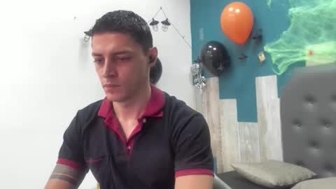 Frank online show from October 2025 09:27:01 PM