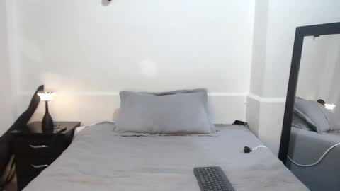 Frank online show from April 2026 09:52:01 PM