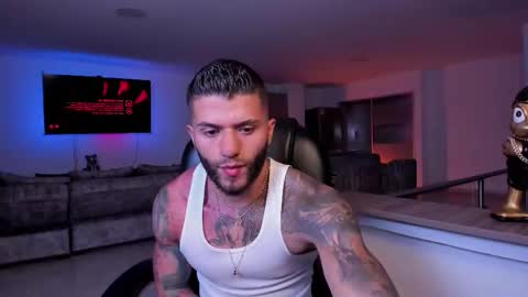 Frank Farrell. Hey remember to give me a thumbs up Ty online show from March 2025 04:54:02 AM