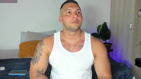 Snapshot of frankmyles01 chatting on January 2026 08:45:02 PM frank online show from January 2026 08:45:02 PM