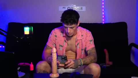 Snapshot of frankoafterdark chatting on November 2025 03:38:01 AM Franco online show from November 2025 03:38:01 AM