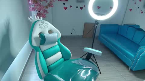 Snapshot of franshesca_buller chatting on February 2026 07:33:02 PM Franshesca online show from February 2026 07:33:02 PM