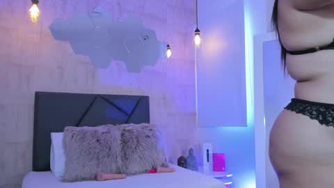 Fransheska online show from March 2025 01:40:02 PM