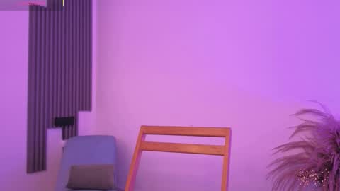 Snapshot of fransheskarossi_ chatting on February 2026 12:03:01 PM Fransheska online show from February 2026 12:03:01 PM