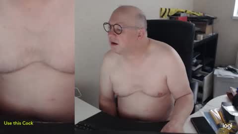 Snapshot of fransje_ chatting on December 2025 10:31:02 AM Fransje online show from December 2025 10:31:02 AM