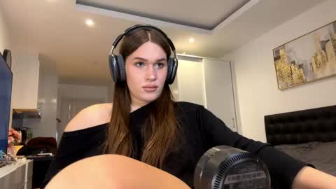 Snapshot of franzevav chatting on May 2026 01:29:02 PM Eva Franz online show from May 2026 01:29:02 PM
