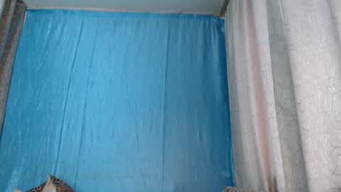 Snapshot of frau_becky chatting on December 2024 10:25:01 AM frau_becky online show from December 2024 10:25:01 AM