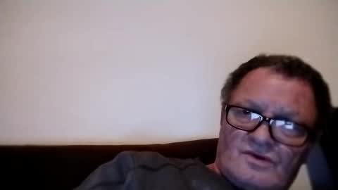 Wolfi online show from December 2025 12:53:02 PM