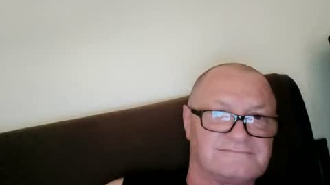 Wolfi online show from June 2026 06:07:01 AM