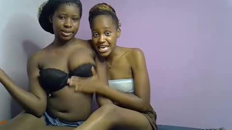 Snapshot of freakie_sissy chatting on October 2025 06:16:02 PM kiki online show from October 2025 06:16:02 PM