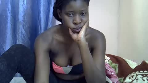 Snapshot of freakie_sissy chatting on October 2025 10:14:01 AM kiki online show from October 2025 10:14:01 AM