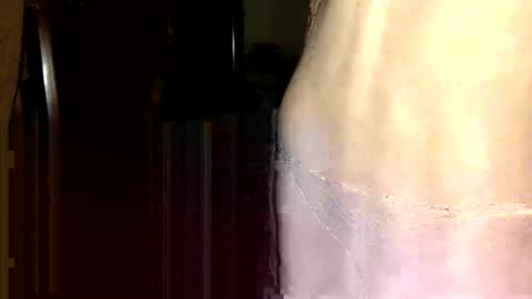 Snapshot of freaktwink420 chatting on April 2026 04:41:01 AM Squirrel twink online show from April 2026 04:41:01 AM