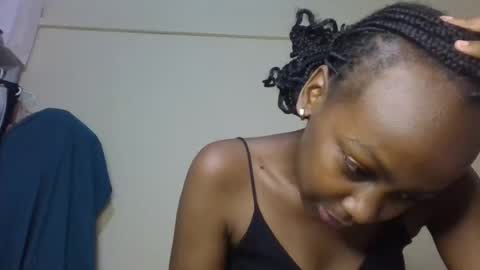 freaky_beauty online show from June 2026 03:03:02 PM
