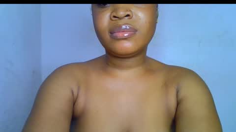 Snapshot of freaky_thickass chatting on September 2025 09:53:01 PM Lily online show from September 2025 09:53:01 PM