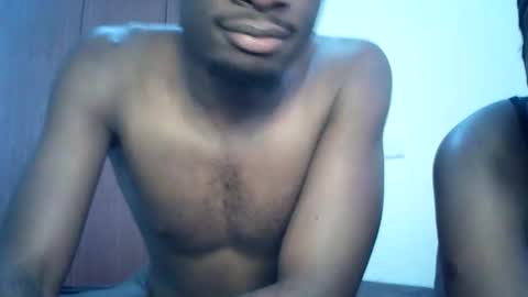 freakyg292511 online show from April 2026 12:02:01 PM