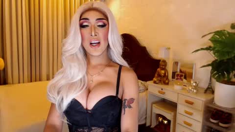 Snapshot of freakymariaxxxx chatting on January 2025 12:04:01 AM Maria online show from January 2025 12:04:01 AM