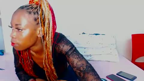 FreakyScarlet00 online show from September 2025 11:00:02 AM