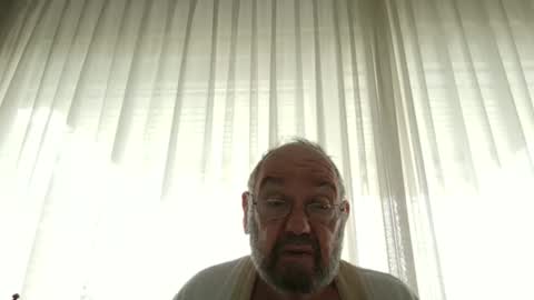 Snapshot of fredaldavid chatting on January 2025 09:32:01 AM David Fredal online show from January 2025 09:32:01 AM