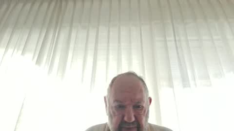 Snapshot of fredaldavid chatting on October 2025 08:01:01 AM David Fredal online show from October 2025 08:01:01 AM