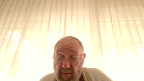 Snapshot of fredaldavid chatting on October 2025 09:00:02 AM David Fredal online show from October 2025 09:00:02 AM