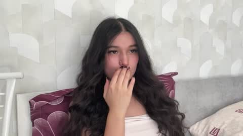 Mia online show from July 2026 03:37:01 AM