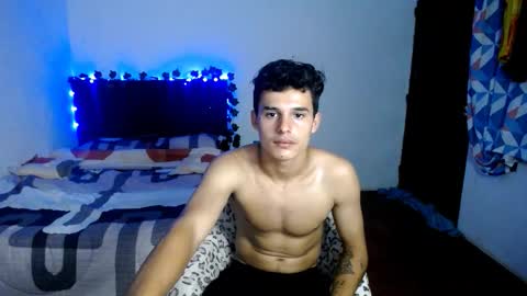 Snapshot of freddy_romans2 chatting on September 2025 01:33:01 AM freddy romans online show from September 2025 01:33:01 AM