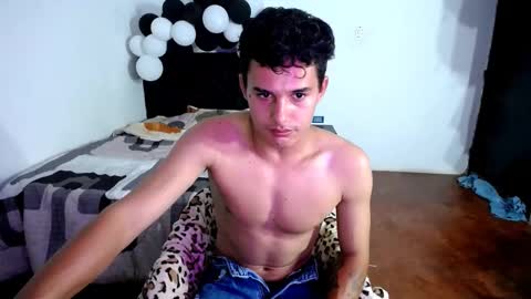 Snapshot of freddy_romans2 chatting on October 2025 12:19:01 AM freddy romans online show from October 2025 12:19:01 AM