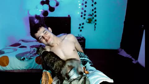 Snapshot of freddy_romans2 chatting on November 2025 07:37:01 PM freddy romans online show from November 2025 07:37:01 PM