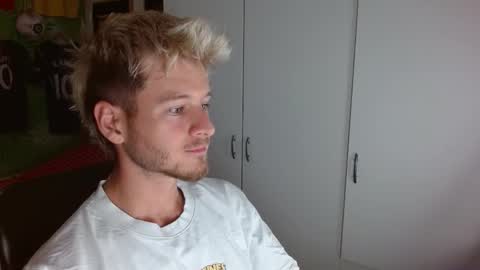 Snapshot of freddy_star chatting on September 2025 01:24:02 PM Frederick Perin online show from September 2025 01:24:02 PM