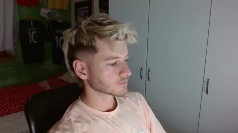 Snapshot of freddy_star chatting on November 2025 01:35:02 PM Frederick Perin online show from November 2025 01:35:02 PM