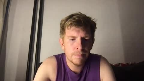 Snapshot of freddyfootball chatting on September 2025 12:44:02 AM Freddy Foot Balls online show from September 2025 12:44:02 AM