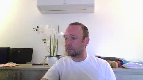 Snapshot of fredodu41 chatting on April 2026 04:01:01 PM fredodu41 online show from April 2026 04:01:01 PM