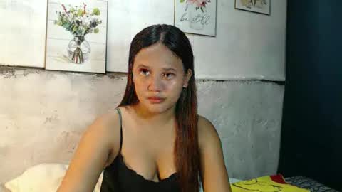 Yesia online show from September 2025 12:14:01 AM