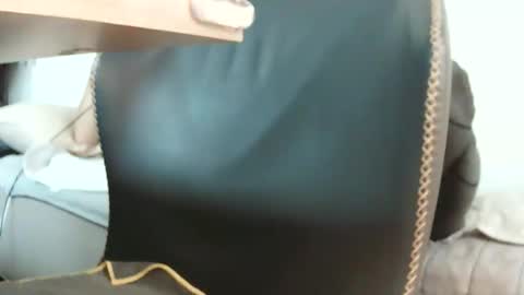 Snapshot of freeuptopia2 chatting on October 2025 04:44:02 AM K-Dick online show from October 2025 04:44:02 AM