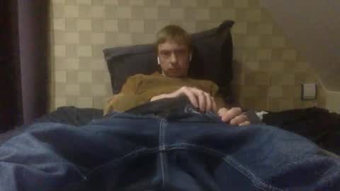 Snapshot of french59121 chatting on December 2025 04:23:01 PM Antoine online show from December 2025 04:23:01 PM