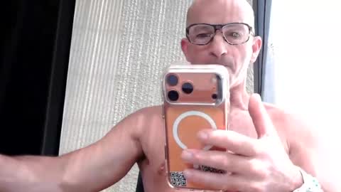 Snapshot of frenchdaddylove chatting on June 2026 10:28:02 AM Frenchdaddylove online show from June 2026 10:28:02 AM
