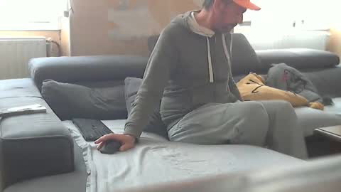 Snapshot of frenchpapalover chatting on March 2026 08:31:01 AM frenchpapalover online show from March 2026 08:31:01 AM