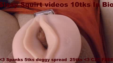 Snapshot of frenulumsnap chatting on December 2025 05:58:02 AM Meadow online show from December 2025 05:58:02 AM