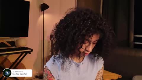 Snapshot of fresatanica chatting on February 2025 02:35:01 AM Vale online show from February 2025 02:35:01 AM