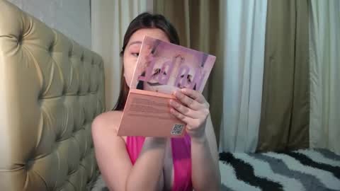 Snapshot of freshyklein chatting on July 2026 06:19:02 AM Savanna online show from July 2026 06:19:02 AM