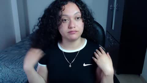 Louise  online show from December 2024 05:38:01 AM