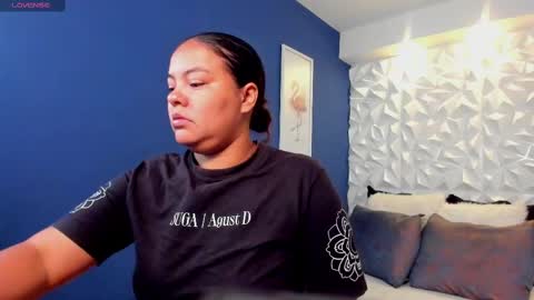 Snapshot of freya_cole_ chatting on September 2025 11:33:01 AM Freya online show from September 2025 11:33:01 AM