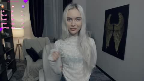 Snapshot of freya_ice_baby chatting on February 2026 07:39:01 PM Freya online show from February 2026 07:39:01 PM