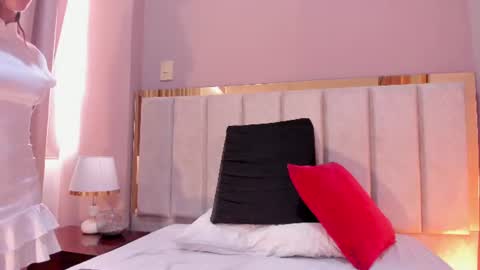 Freya Cameron online show from June 2026 01:10:02 PM